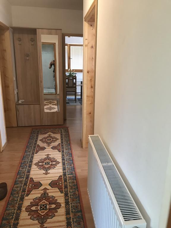 סראייבו Apartment Near The Airport מראה חיצוני תמונה